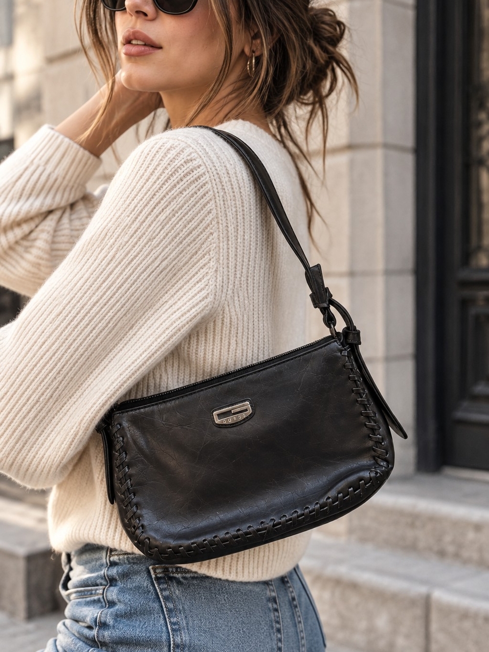 Vintage GUESS Black Y2K Shoulder Bag – Whipstitch Mini Baguette